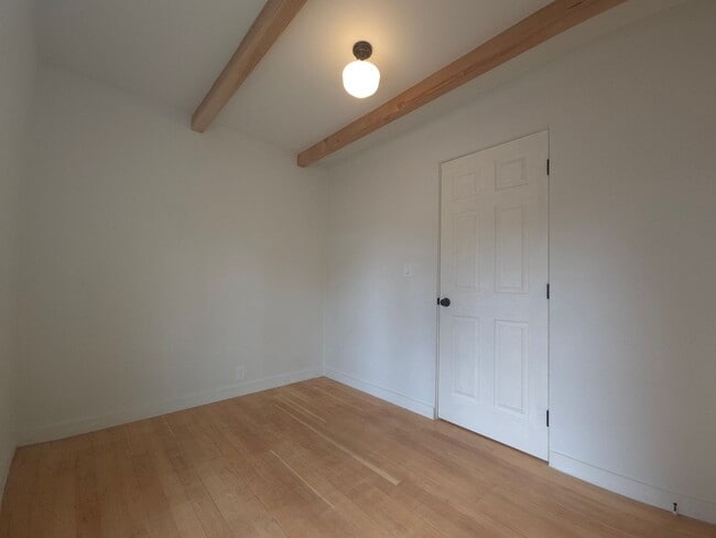 Building Photo - Home with character