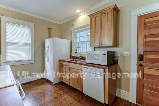 Building Photo - 2101 Creecy Ave