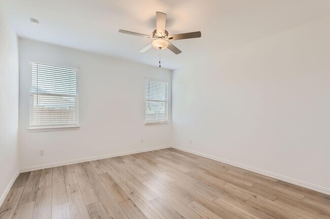 Building Photo - 231 Autumn Sage Ln