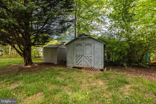 Building Photo - 13868 Racine Ct