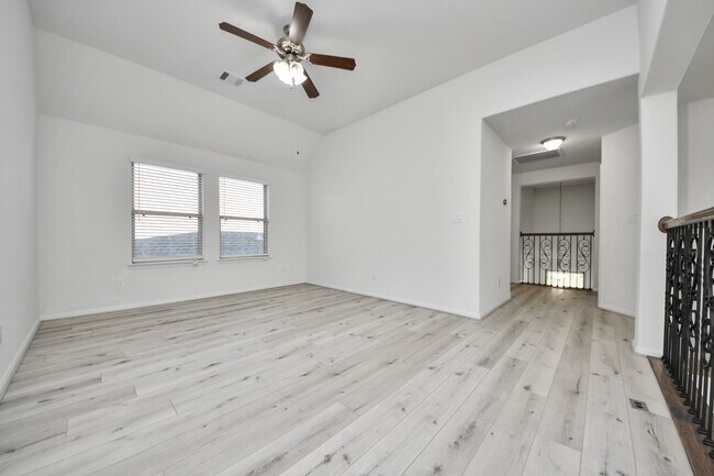 Building Photo - 24111 Golden Fallow Dr
