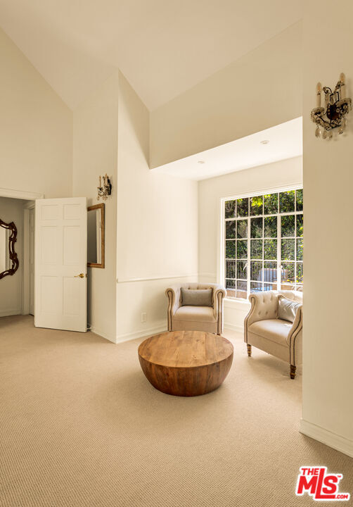 Building Photo - 353 N Gunston Dr