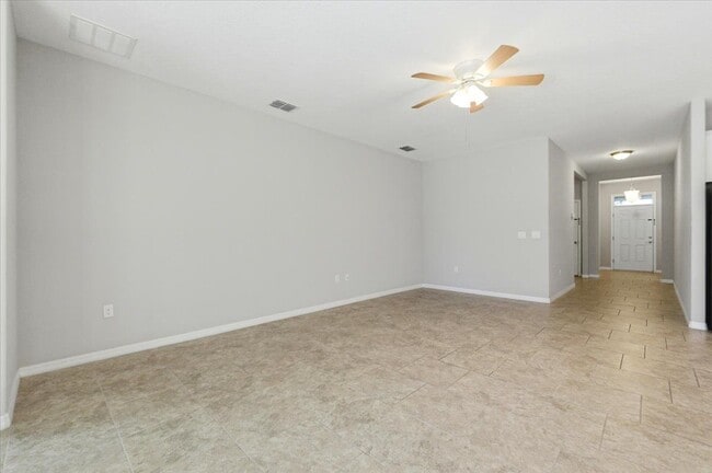 Building Photo - 145 Waterside Cir