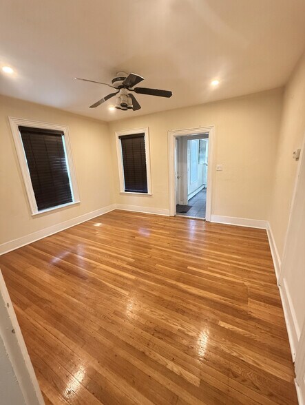 Living Room (Downstairs) - 36 Pratt St