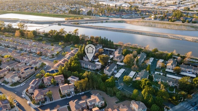 Building Photo - 101 West Riverdale Ave