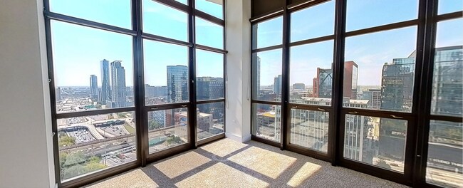 Building Photo - 610 W Wayman St