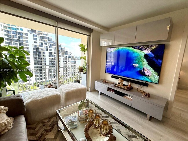 Building Photo - 770 Claughton Island Dr