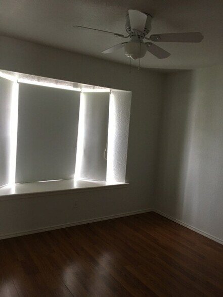 Building Photo - 3622 Calle Nortenia