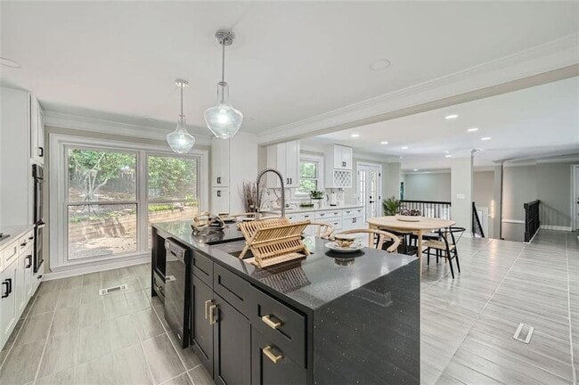 Building Photo - 7575 Ball Mill Rd NE