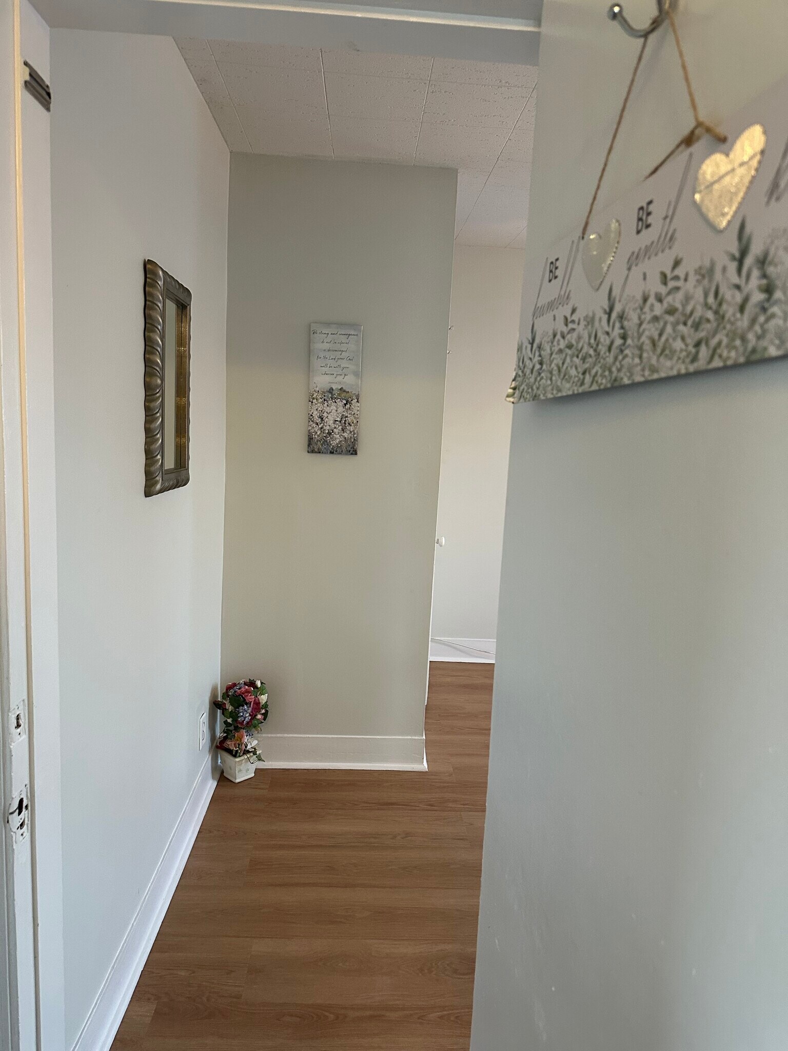 Building Photo - 269 N 1st Ave