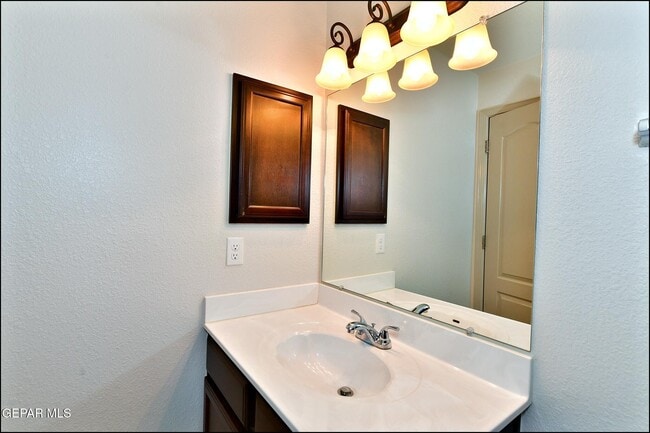 Building Photo - 5005 Moon Ranch Ln