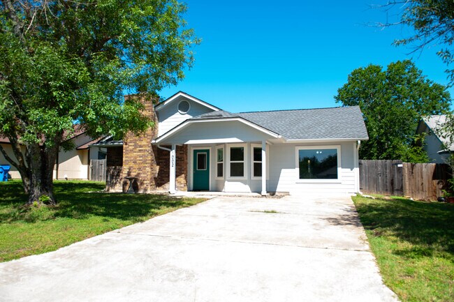 Building Photo - 1002 Cresswell Dr