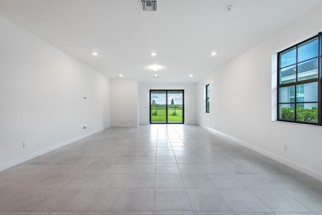 Building Photo - 1306 Tangled Orchard Tr