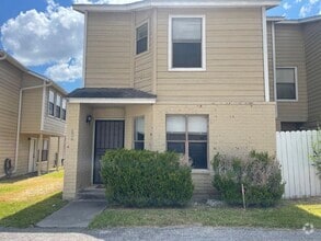 Building Photo - New Rental! 2-Story Townhome in Calallen –...