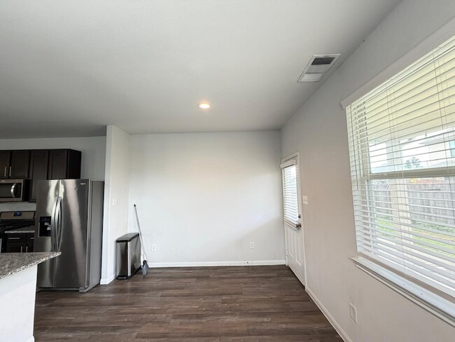 Building Photo - 25048 Adams Canyon Dr