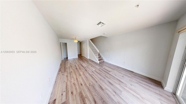 Building Photo - 2084 NE 167th St