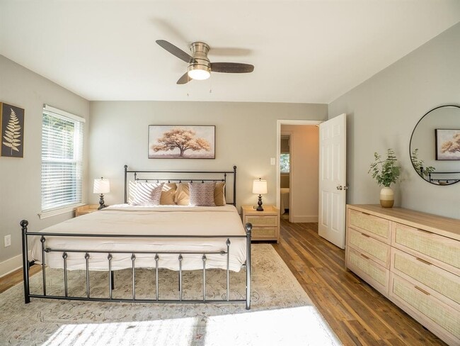 Building Photo - 12802 Carrera Dr