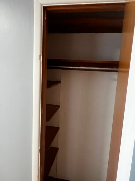 Building Photo - 3555 McCartney Rd