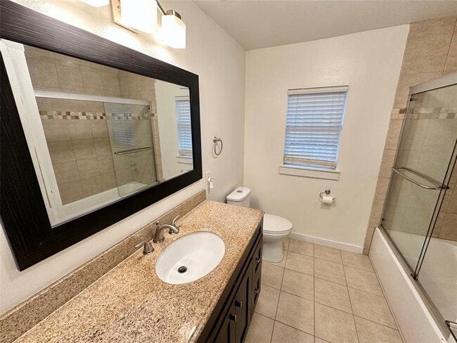 Building Photo - 2103 E 16th St