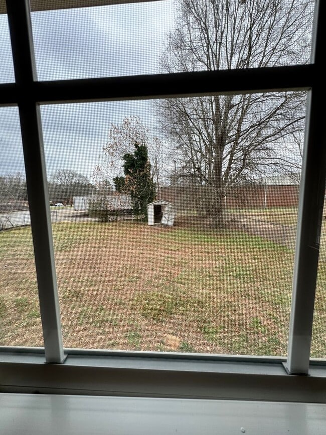 Building Photo - 3/1 House in Shelby, NC - Currently still working on the home.