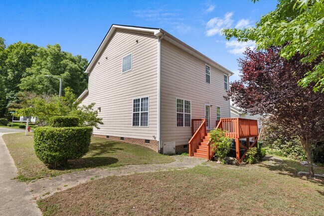 Building Photo - 100 Henson Pl