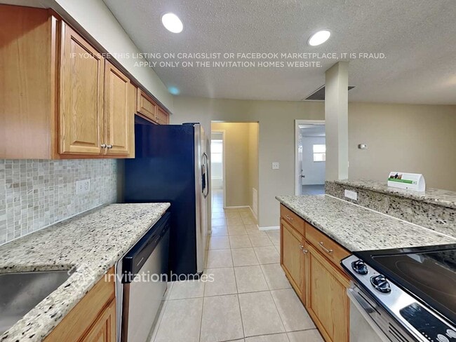 Building Photo - 908 59th St W