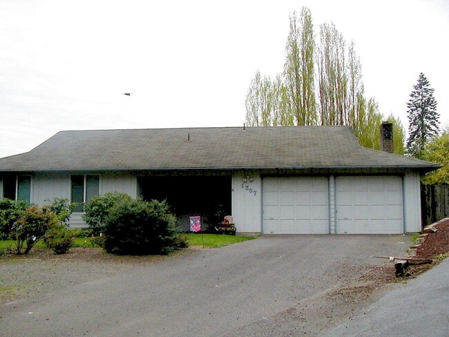 Primary Photo - 1307 NW 119th St