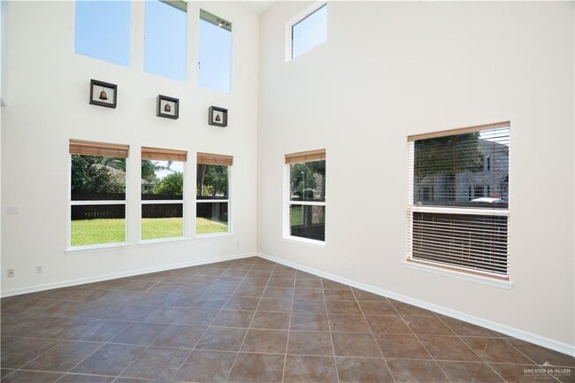 Building Photo - 3009 San Federico Rd
