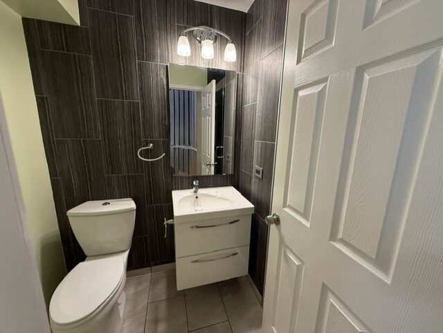 Building Photo - 707 Kingsbridge Dr