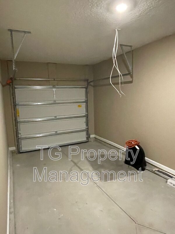 Building Photo - 99 Great Star Ct