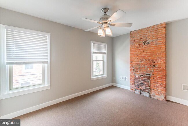 Building Photo - 1606 Rodman St