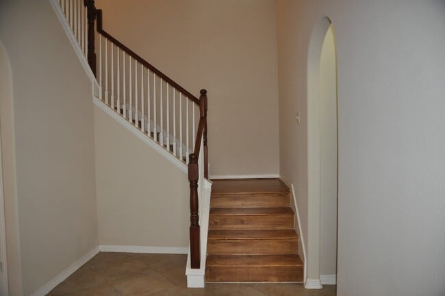 Building Photo - 20913 Sunrise Pine View Ln