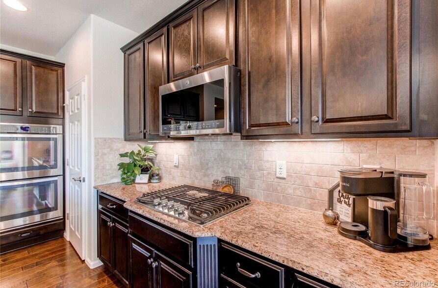 Building Photo - 14969 Melco Ave