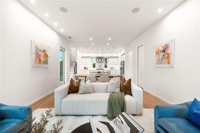 Building Photo - 828 McBroom St