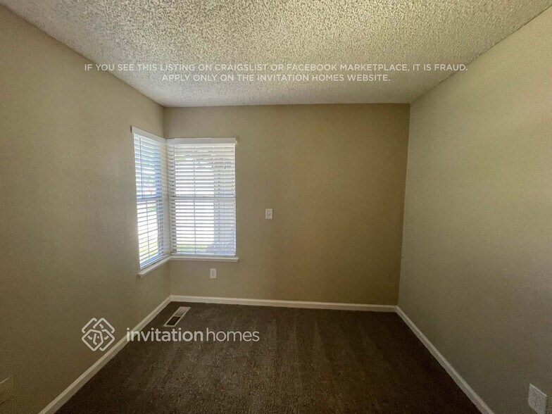Building Photo - 4939 Orinda Way