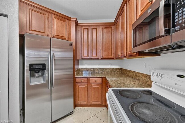 Building Photo - 7032 Ambrosia Ln