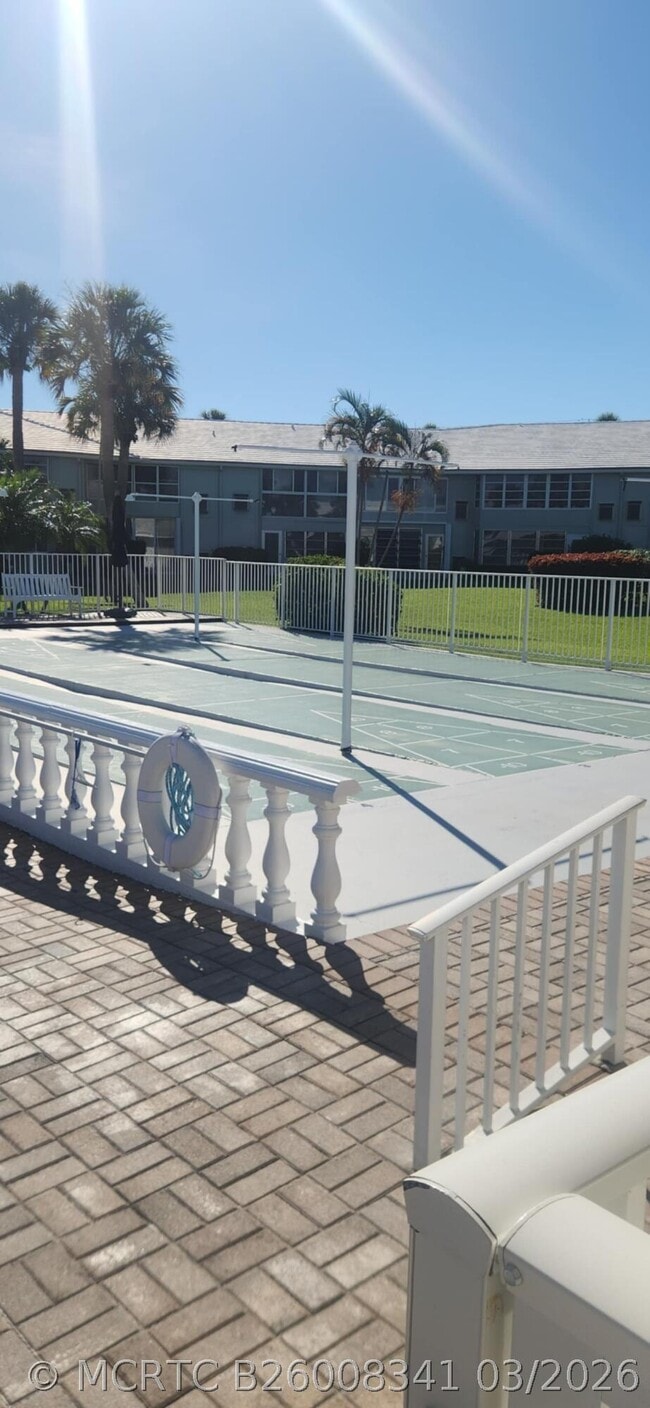 Building Photo - 5550 N Ocean Blvd