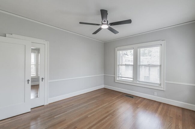 Building Photo - WONDERFUL BERKELEY LOCATION!  Immaculate One Story Craftsman!