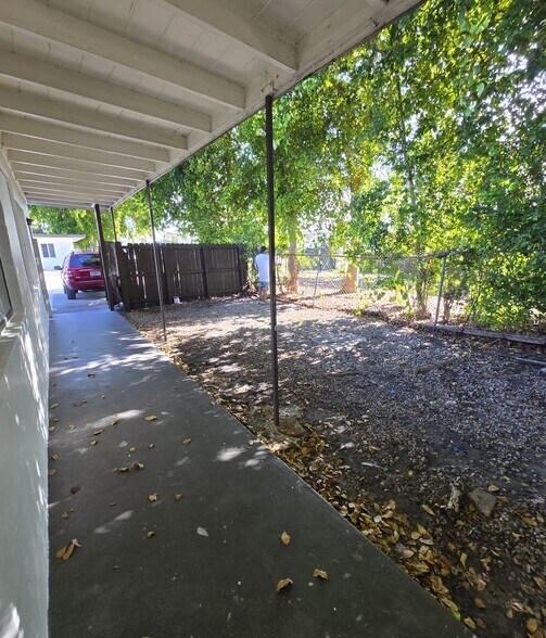 Building Photo - 3971 SW 12th Pl