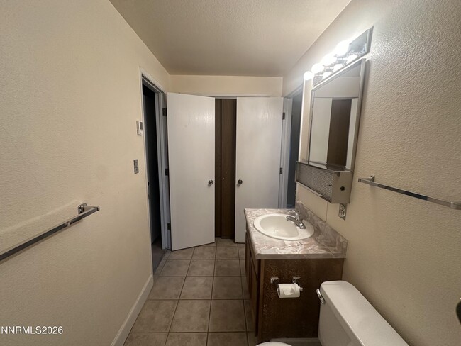 Building Photo - 1500 Ellendale Ct