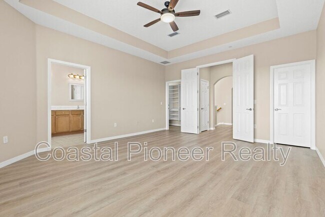 Building Photo - 94 S Highland Ave