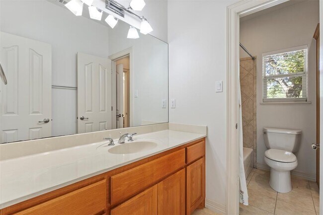 Building Photo - 13700 Madrone Mountain Way