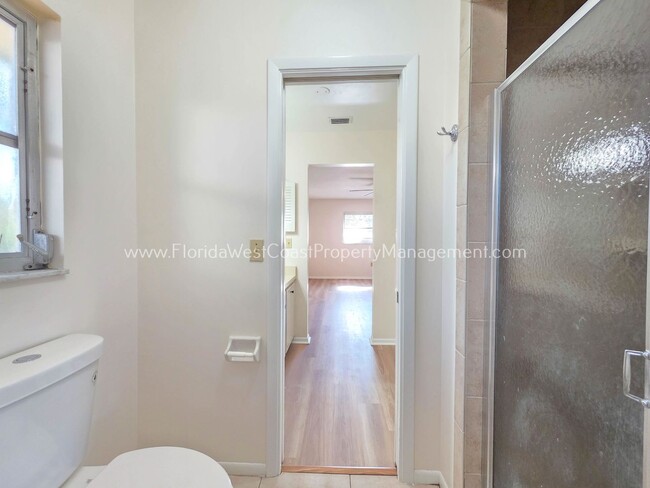 Building Photo - SPACIOUS SARASOTA HOME WITH LARGE FENCED YARD! MOVE IN READY! ALL TILE/ NEW LVP!