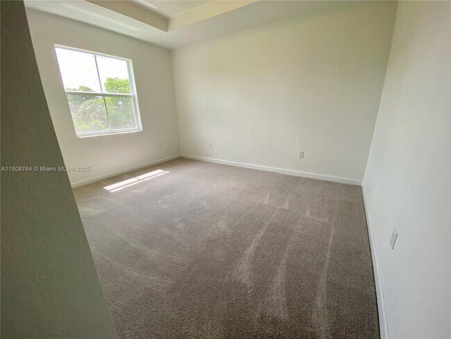 Building Photo - 4666 NW 120th Way