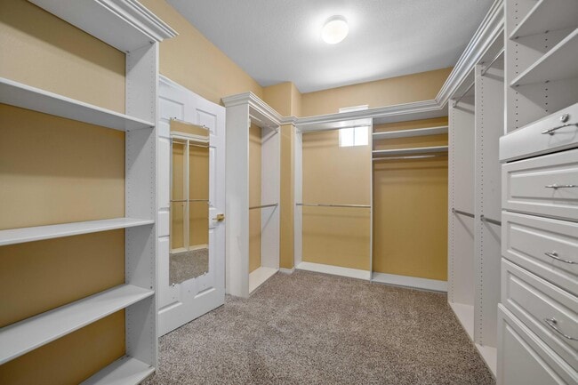 Building Photo - 3121 Club Rancho Dr