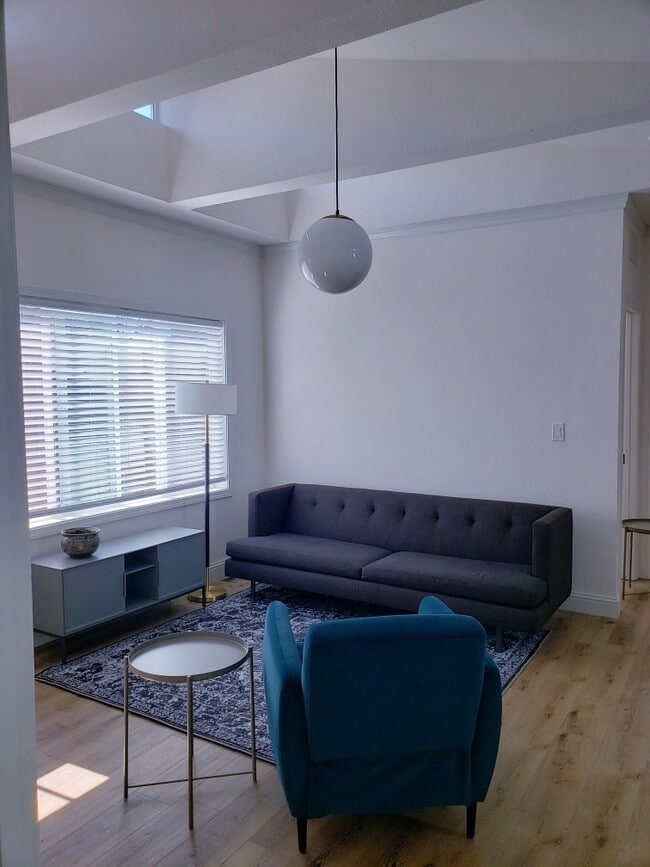 Living room - 1406 Blake St