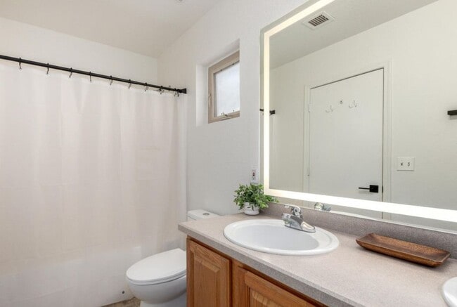 Building Photo - 4781 E Joslyn Heights Pl