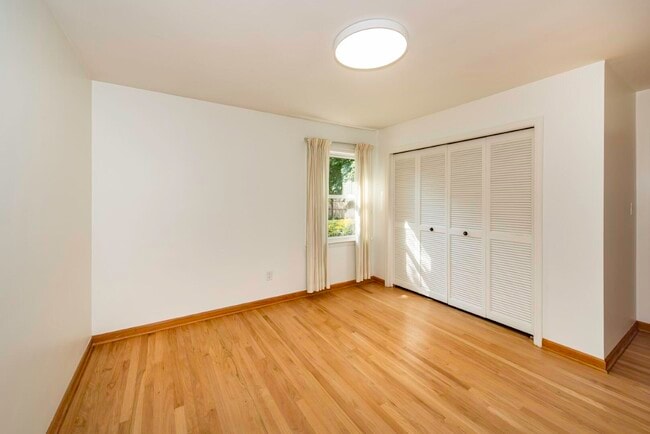 Building Photo - 1616 Morton Ave