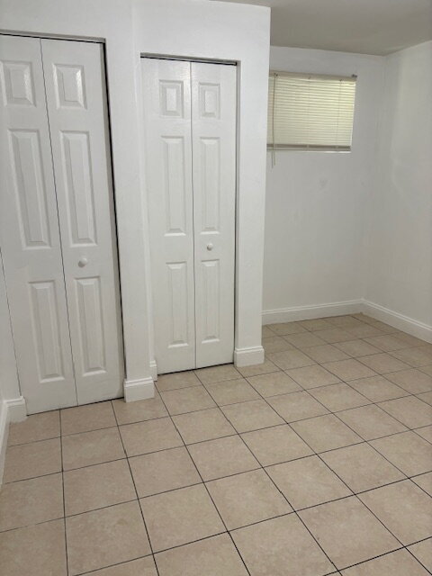 Building Photo - Beautiful, quiet community in Fort Washing...