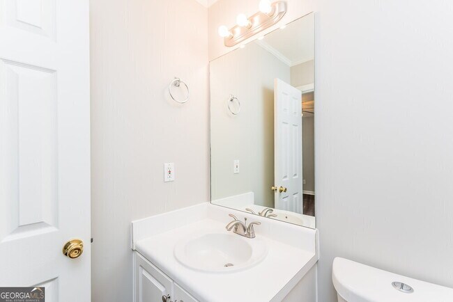 Building Photo - 2222 Serenity Dr NW